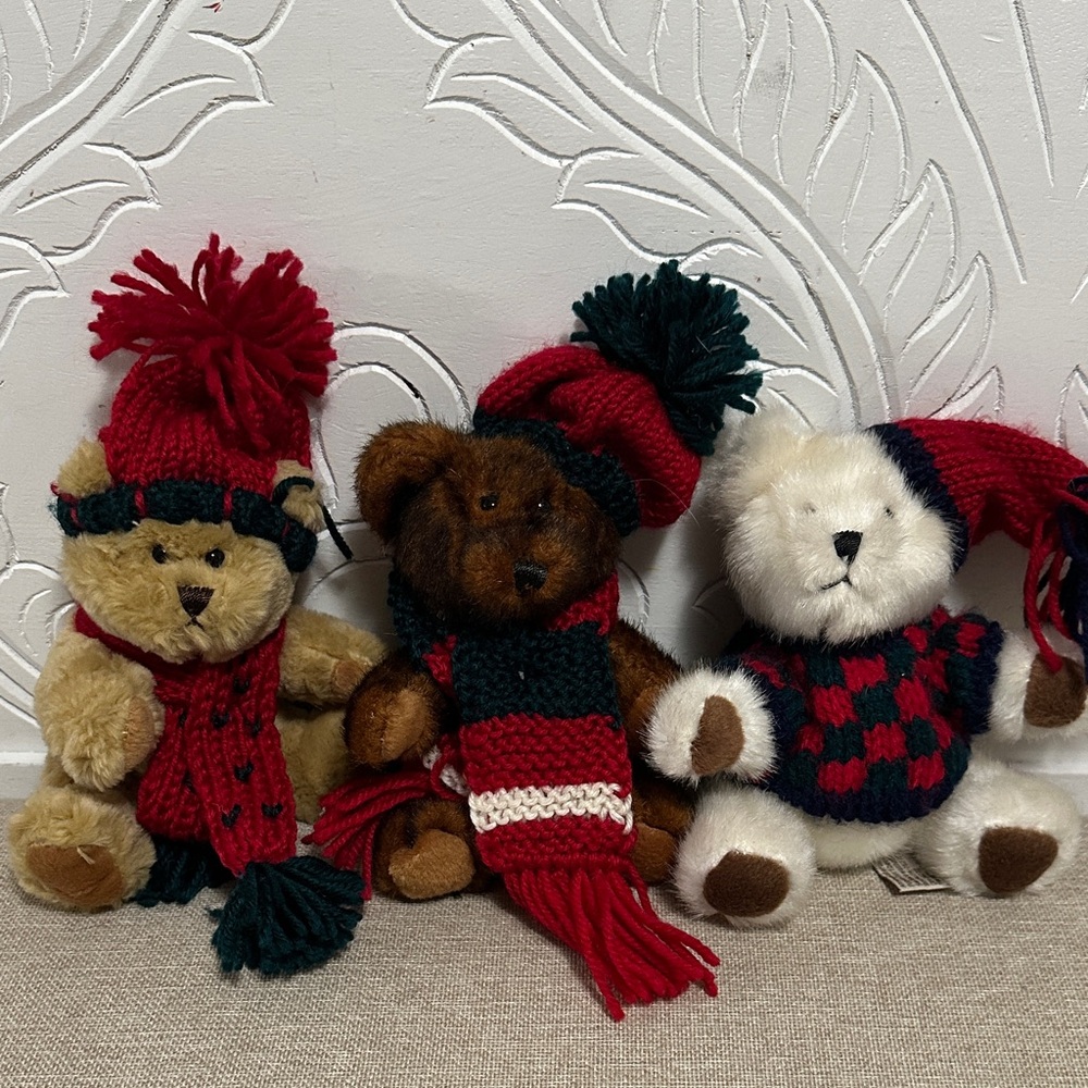 Hugfun International Christmas Bears